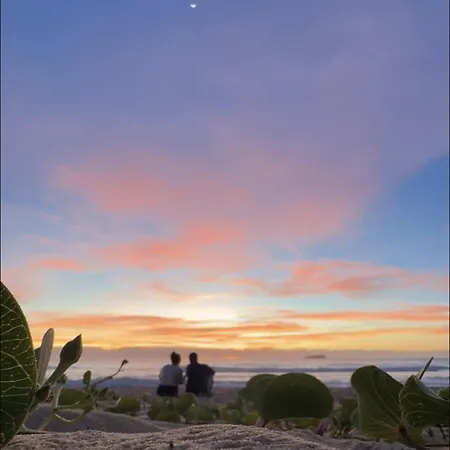 Super Mini Loft Avec Cinema Et Jardin - Cap D'agde *