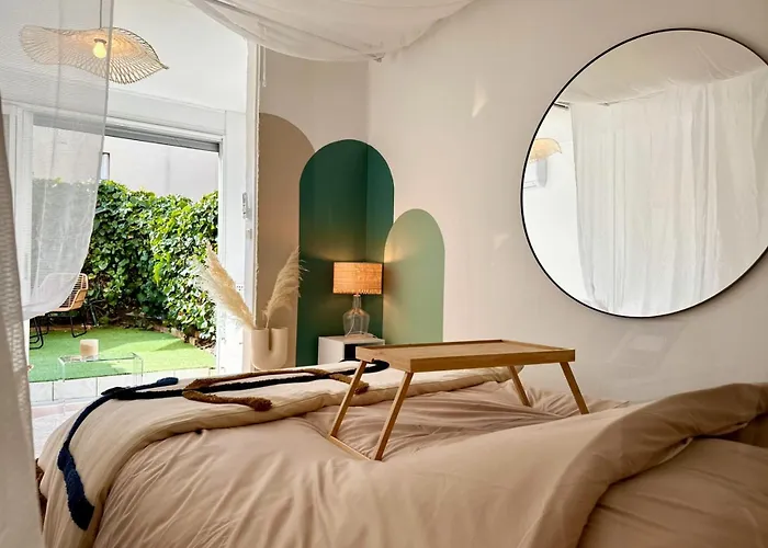 Super Mini Loft Avec Cinema Et Jardin - Cap D'agde Daire Agde