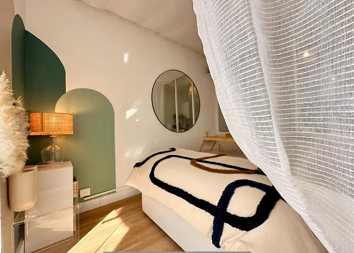 Super Mini Loft Avec Cinema Et Jardin - Cap D'agde Daire *