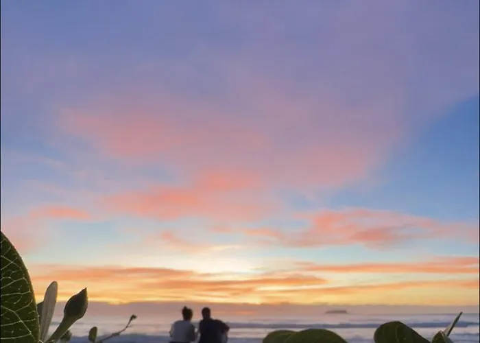 Super Mini Loft Avec Cinema Et Jardin - Cap D'agde *